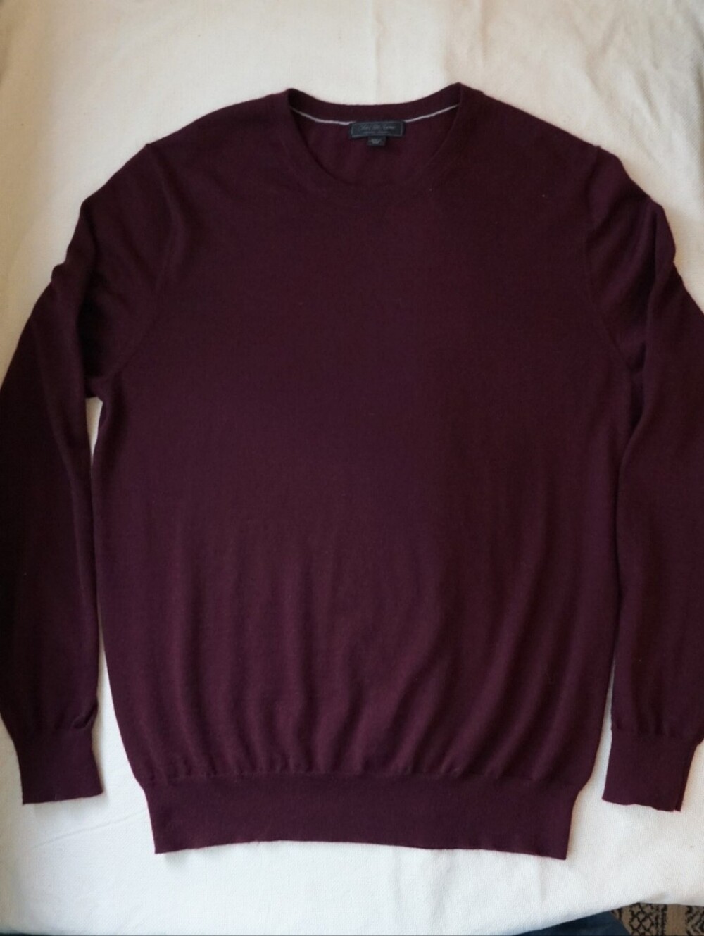 Saks Fifth Avenue 100% Cashmere Sweater Medium Burgundy Pullover